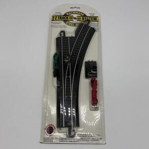 Bachmann 44462 EZ-Track Remote Switch Right-Hand W/Steel Rail HO